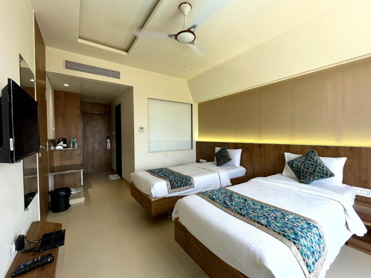 Hotel Grand Parivaar Igatpuri Exterior foto